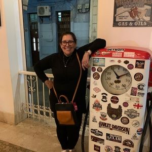 Meet your Posher, Rosa